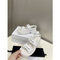 셀린느 샌들
