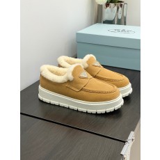 프라다 털 스니커즈