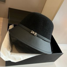 디올 모자