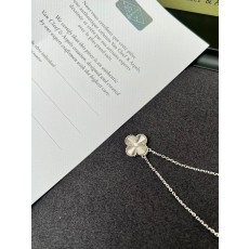 반클리프 목걸이