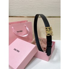 미우미우 3cm 벨트