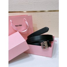 미우미우 3cm 벨트