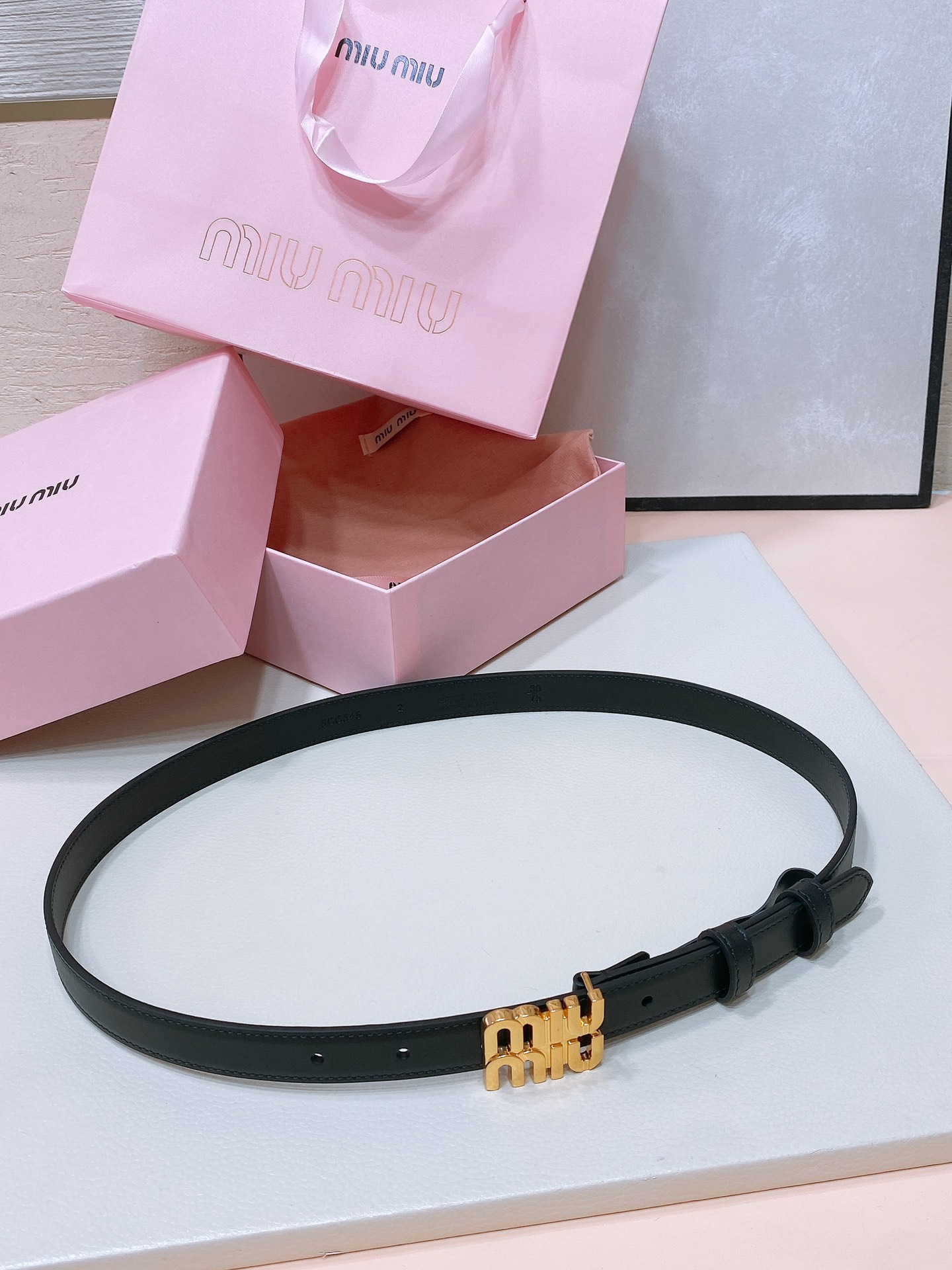 미우미우 2cm 벨트