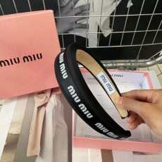 미우미우 머리띠