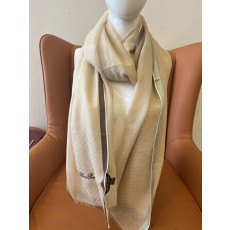 로로피아나 머플러