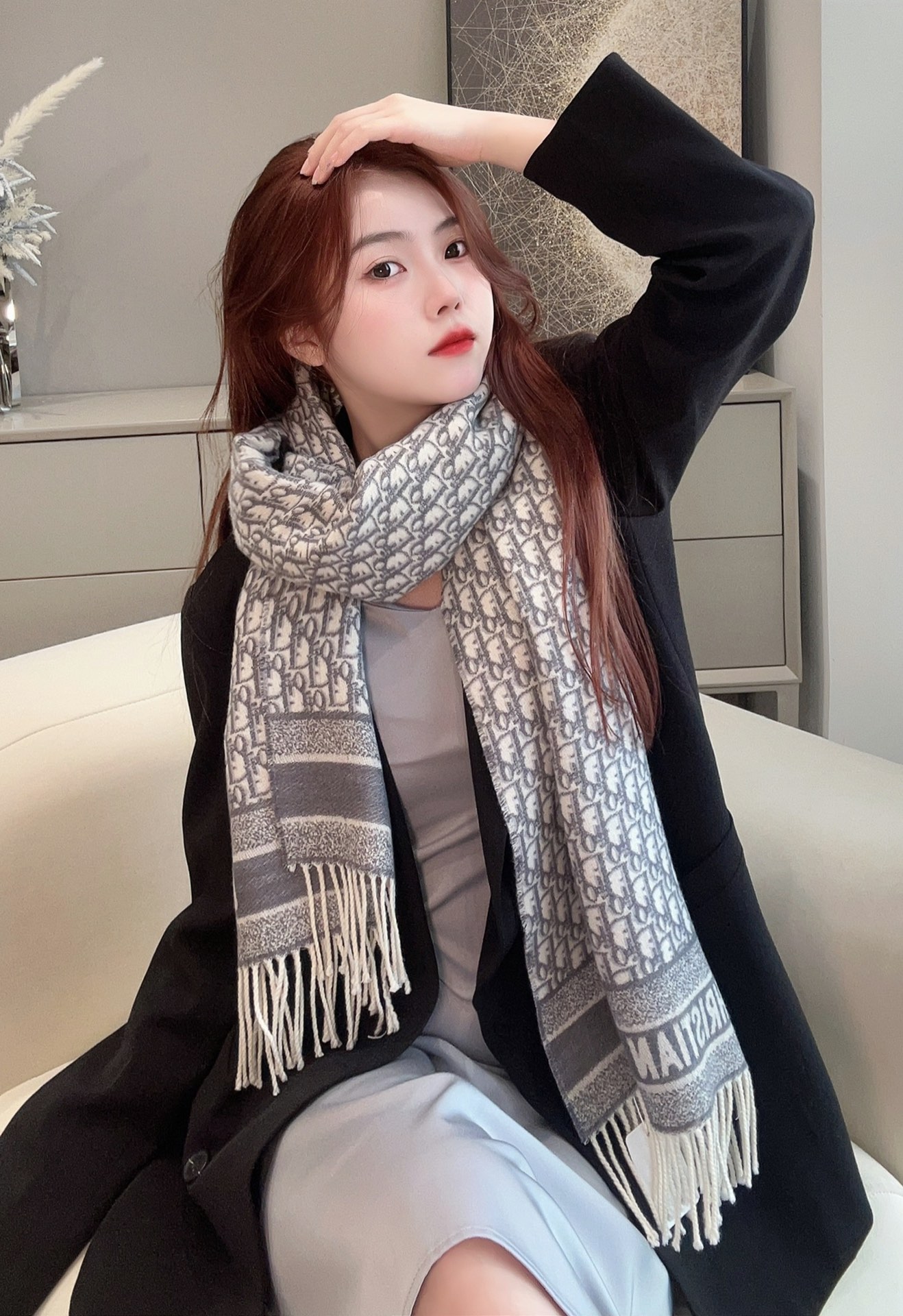 디올 머플러