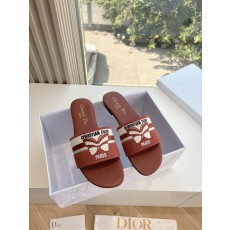 디올 슬리퍼