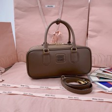 미우미우 아르카디 라지