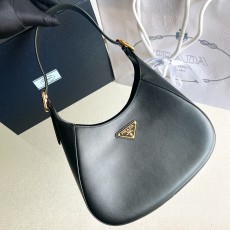 프라다 클레오백 송아지가죽