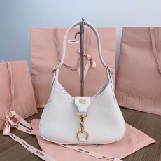 미우미우 호보백