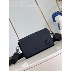 루이비통 M24769
