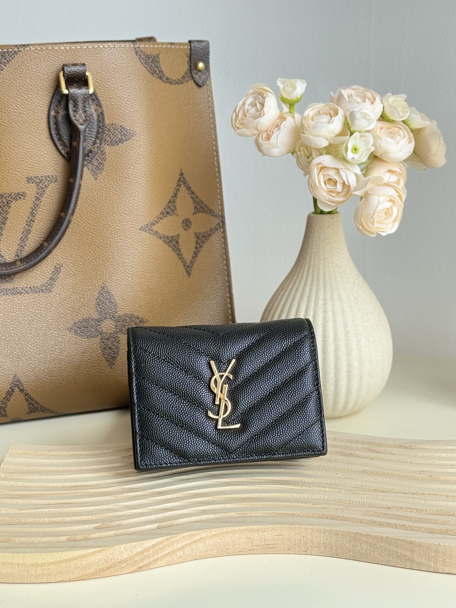 생로랑 반지갑