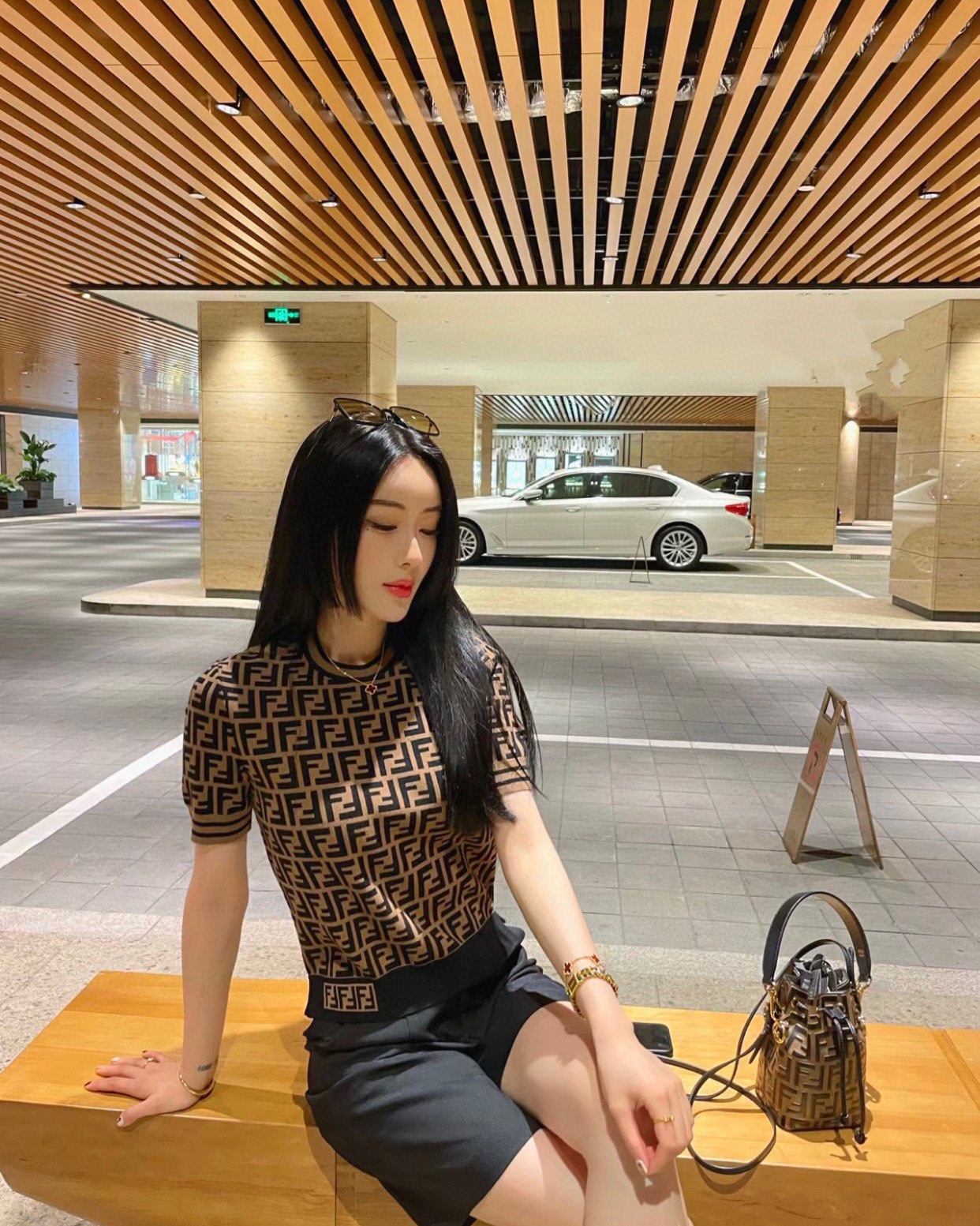 펜디 반팔