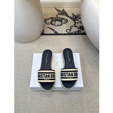 디올 슬리퍼