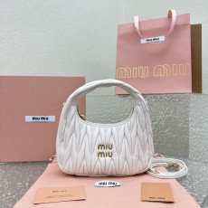 미우미우 호보백