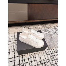 프라다 스니커즈