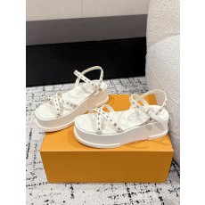 루이비통 샌들 5cm
