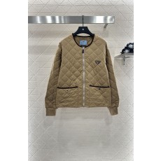 프라다 패딩