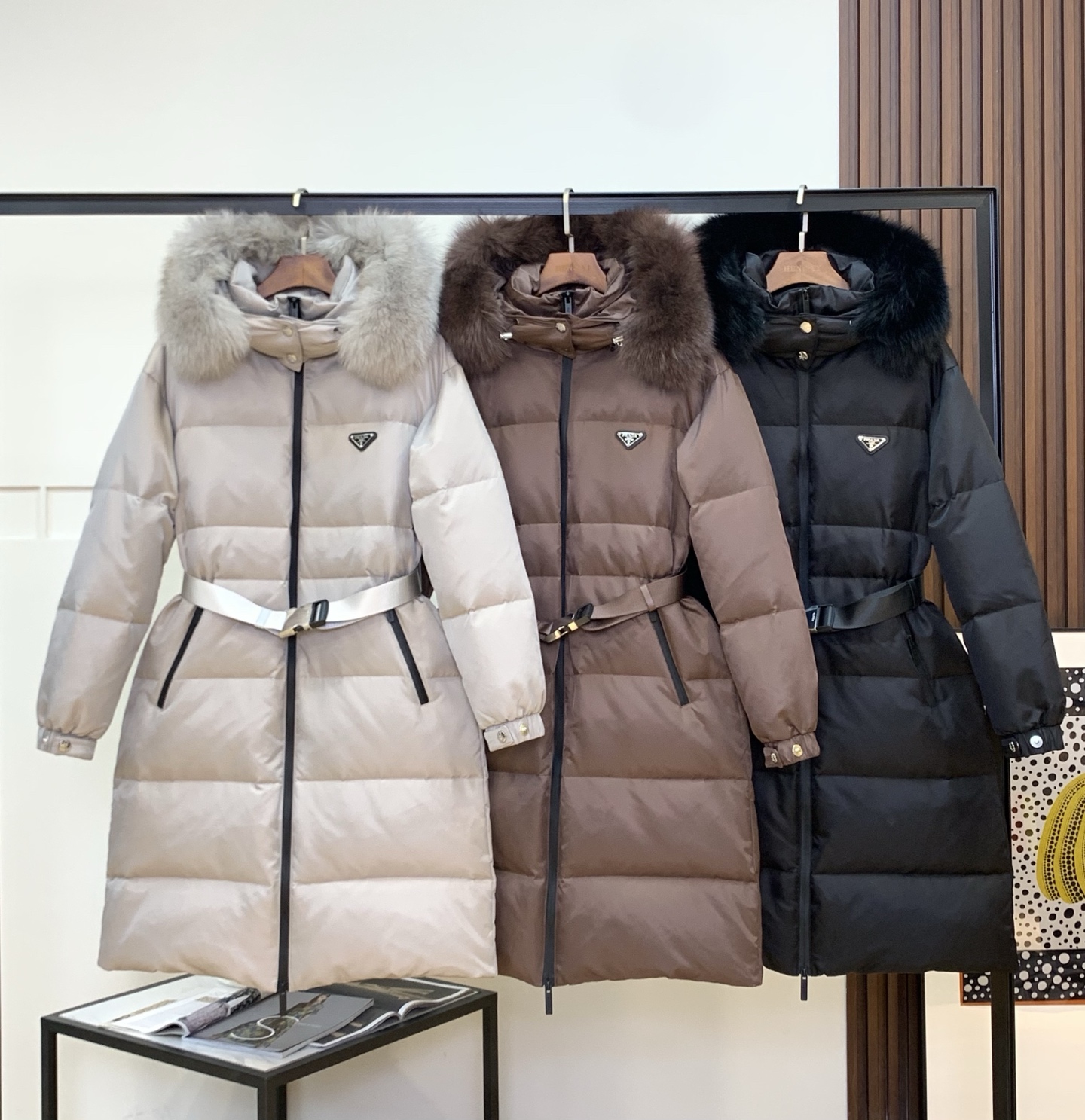 프라다 패딩