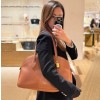 루이비통 로우키 더플 토트 M28029