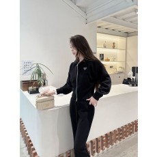 프라다 셋업