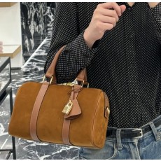 셀린느 보스턴 미듐