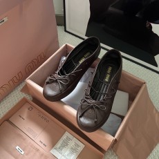 미우미우 신발