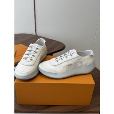 루이비통 스니커즈