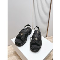 프라다 샌달